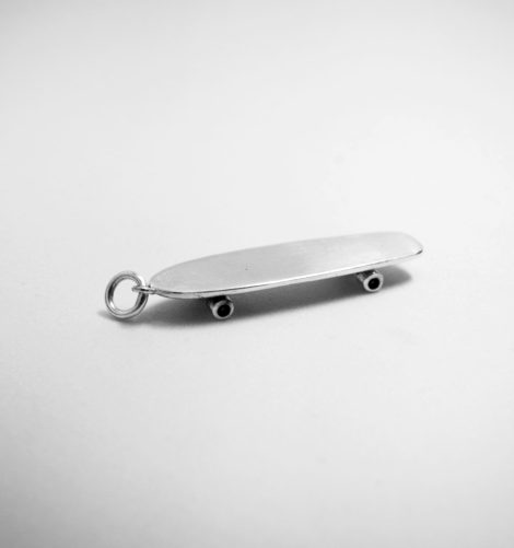 Skate Vintage Pendant