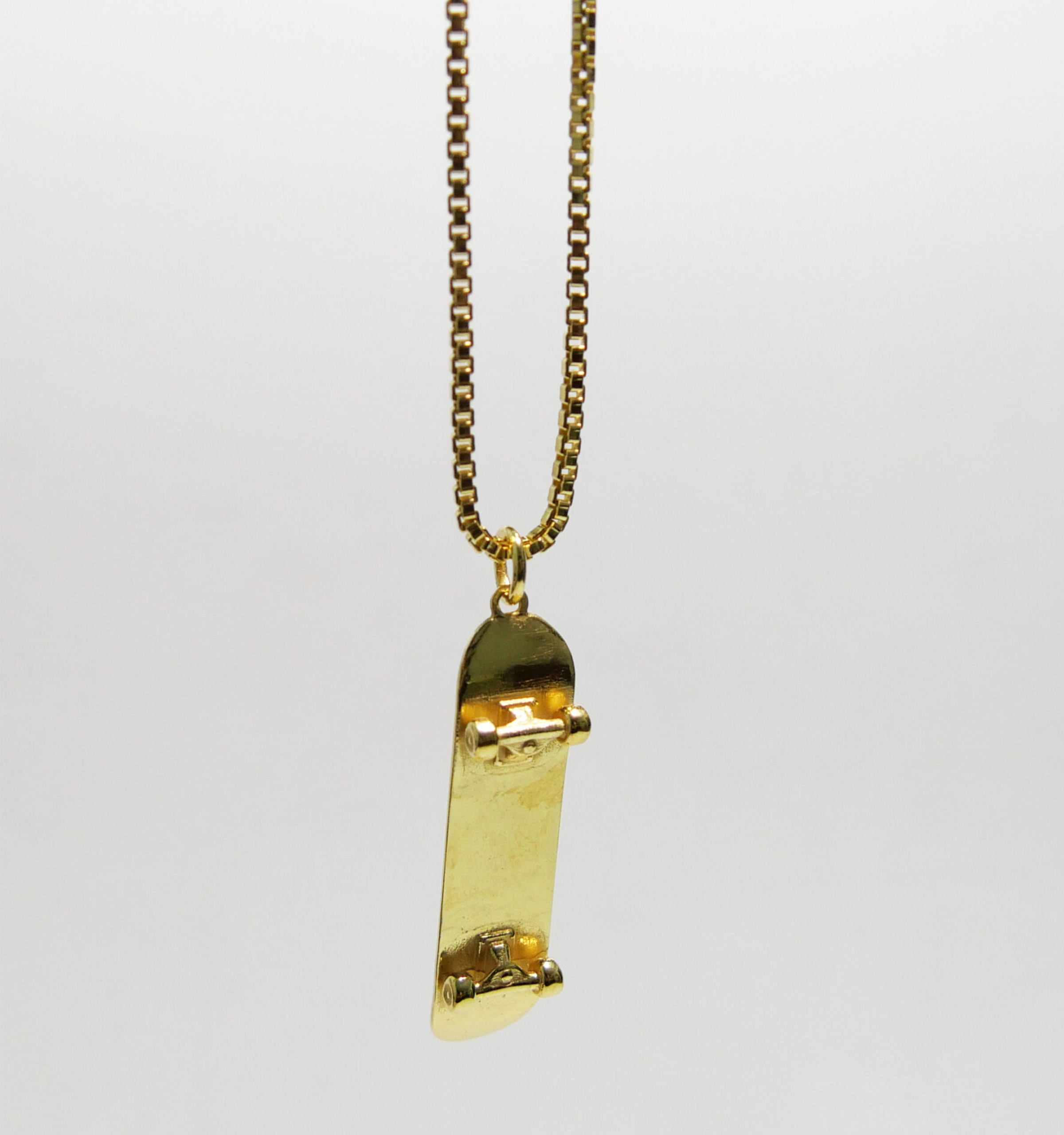 Skate Necklace Gold Plated